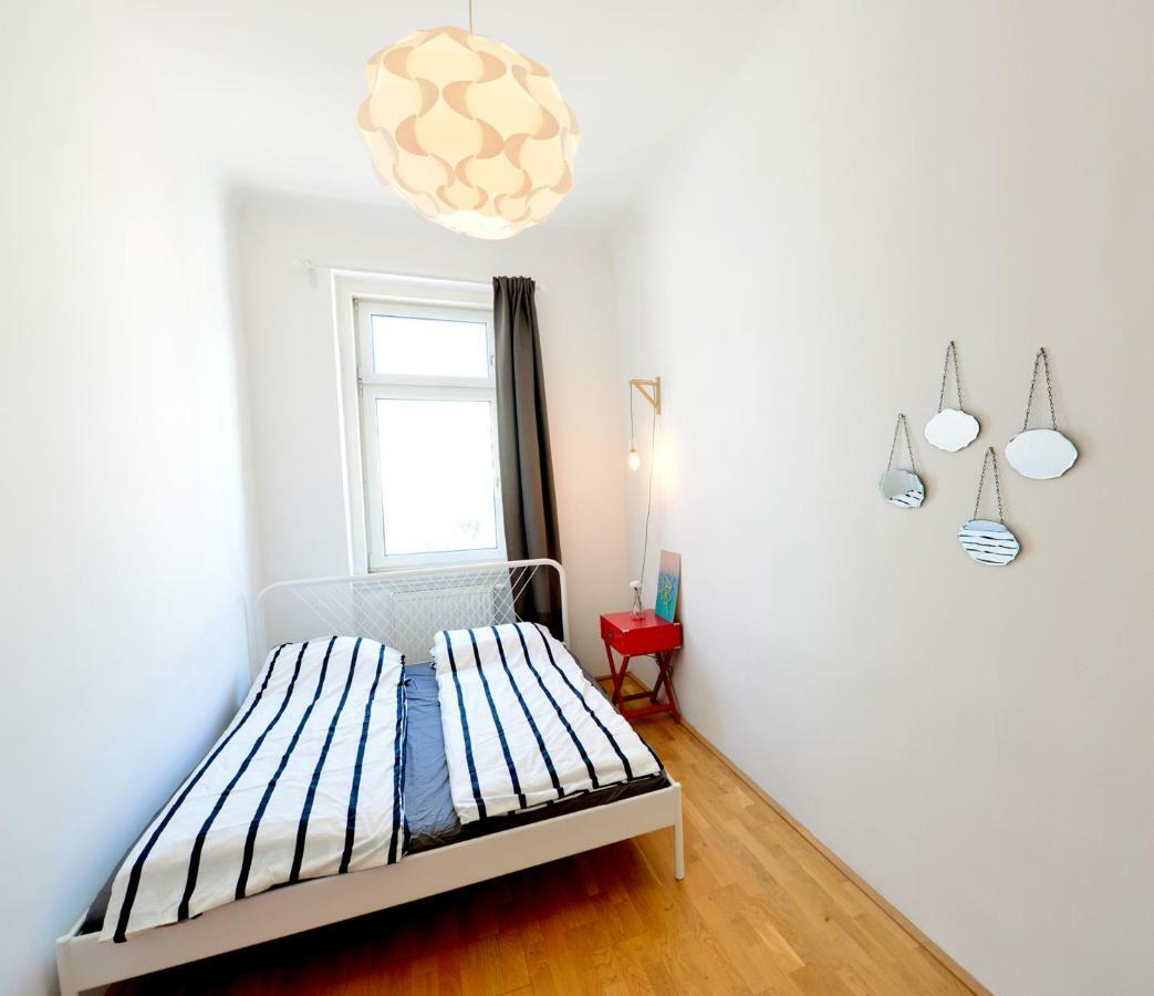 2 Bedrooms @ The U3 Subway Vienna Exterior photo