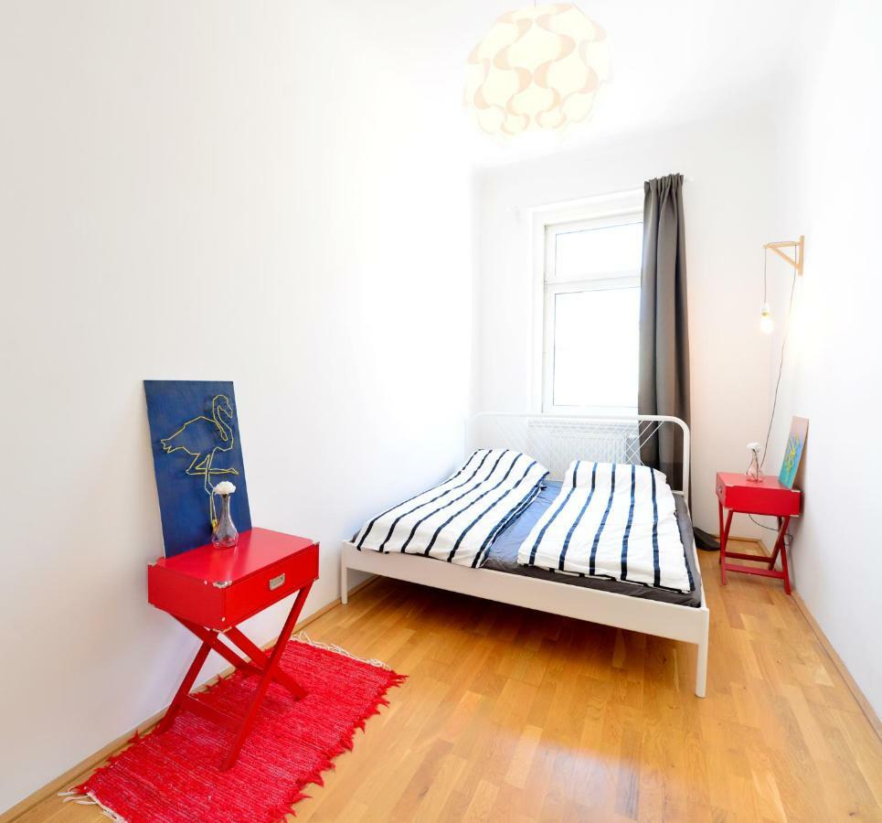 2 Bedrooms @ The U3 Subway Vienna Exterior photo