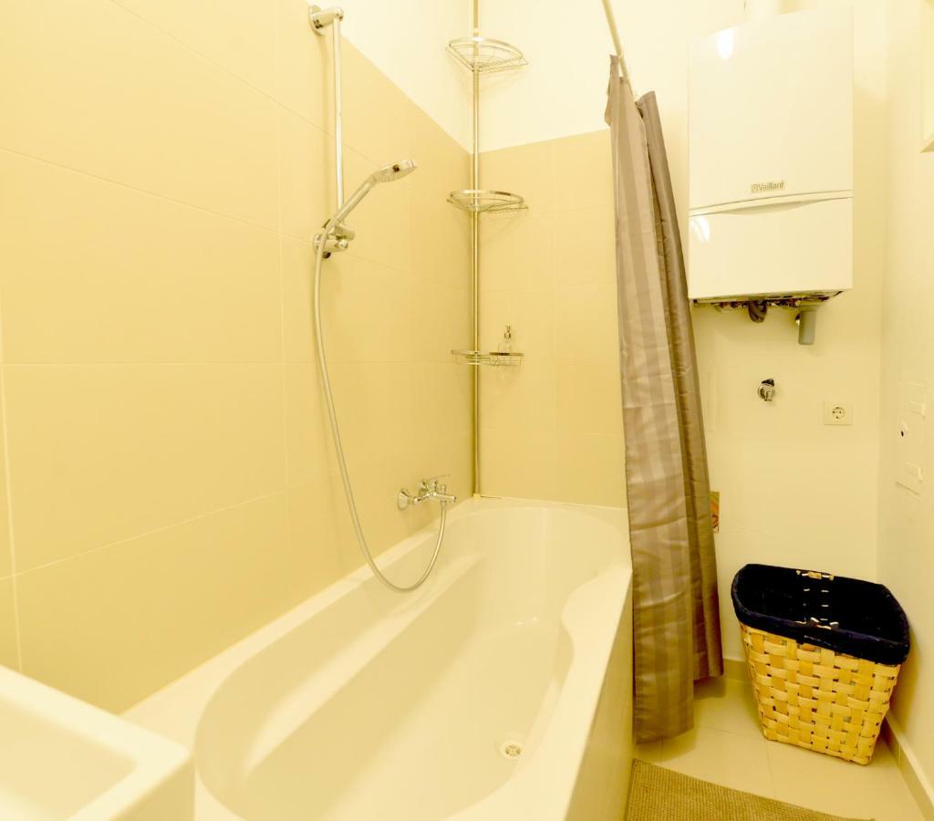 2 Bedrooms @ The U3 Subway Vienna Exterior photo
